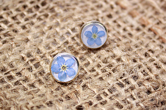 résine bleu terrarium poste boucles d’oreilles ne m’oublient pas mini boucles d’oreilles bleu déclaration
